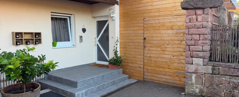 Terrasse mit Gästen
